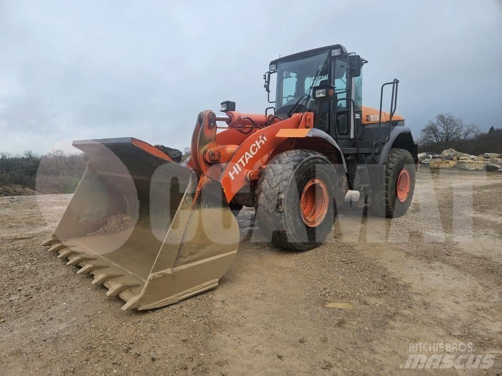 Hitachi ZW 220 Carregadeiras de rodas