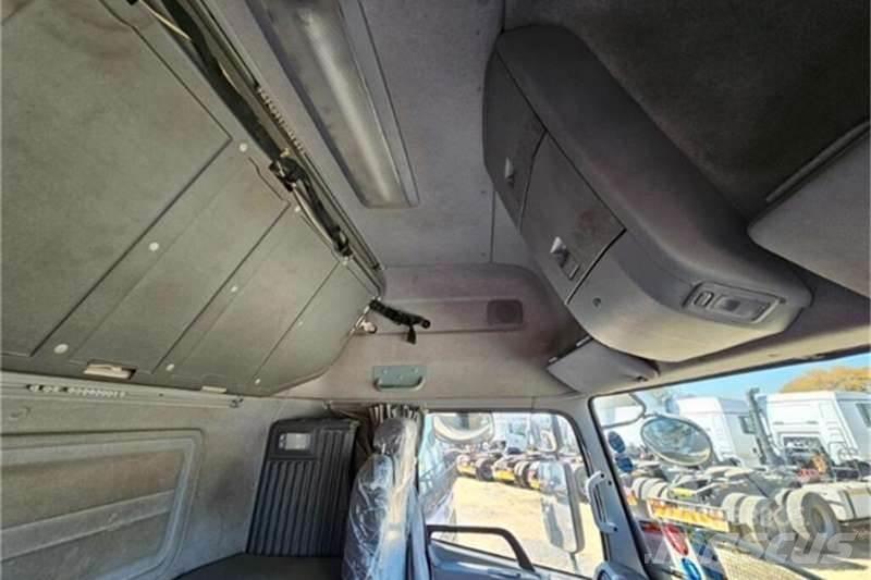 UD TRUCKS QUON Outros Camiões