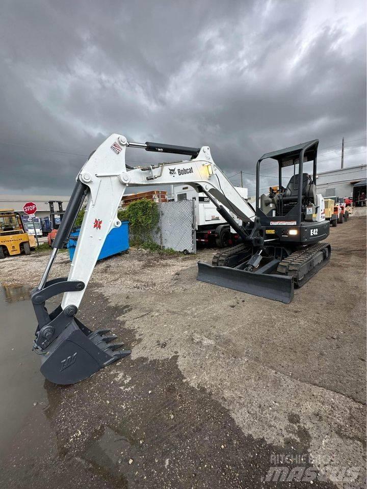 Bobcat E42 Miniescavadeiras