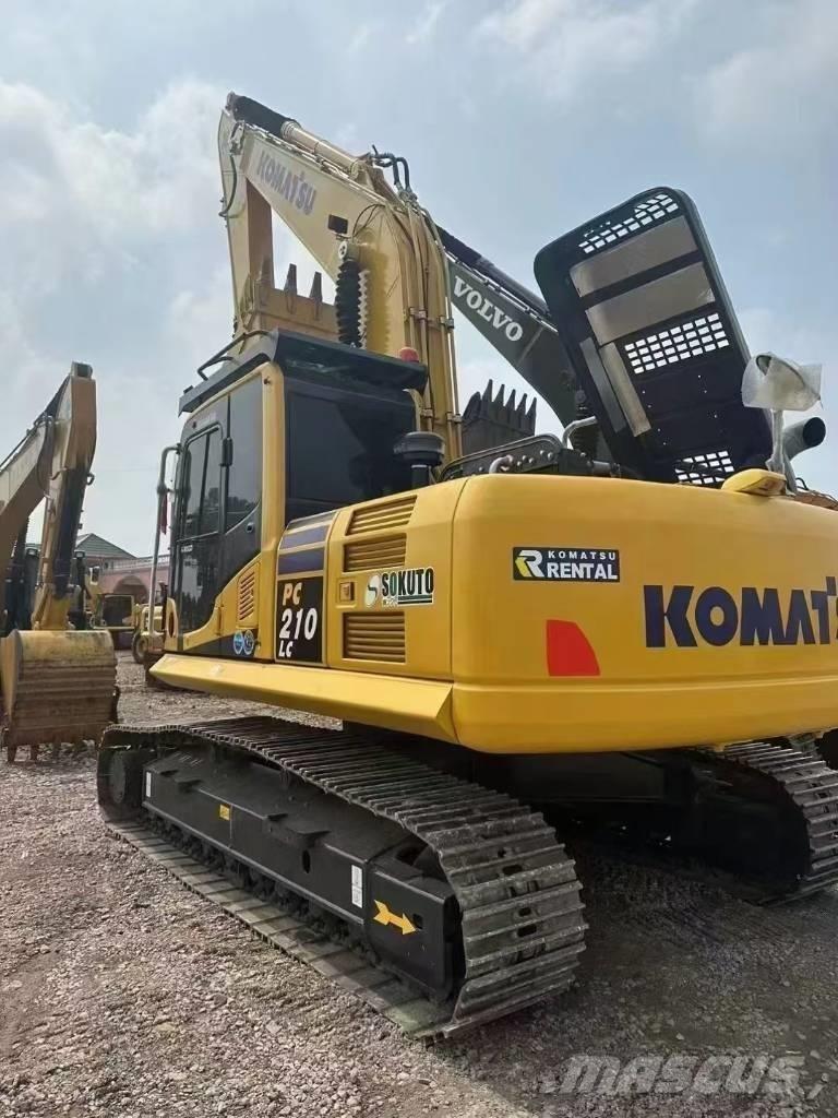Komatsu 210-8 Escavadeiras de esteiras