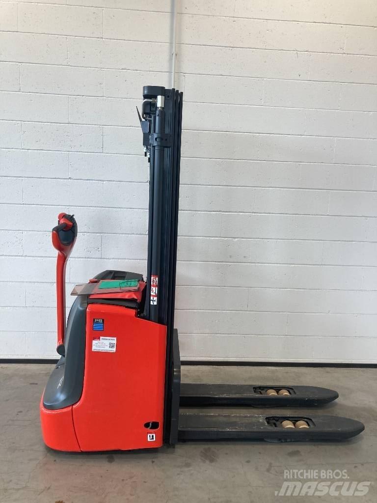 Linde L12i/1172 Empilhador para operador externo