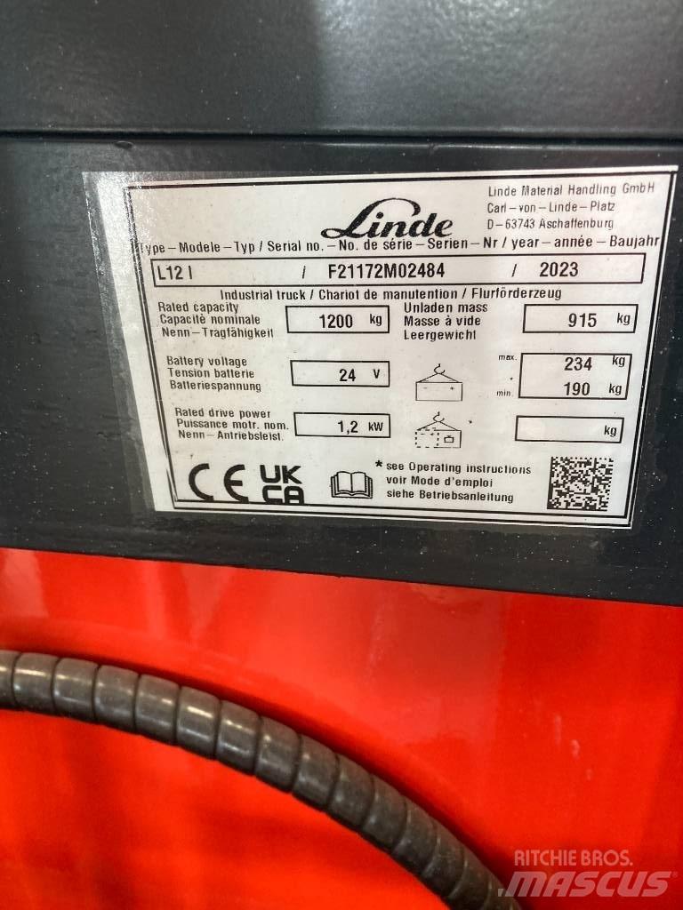 Linde L12i/1172 Empilhador para operador externo