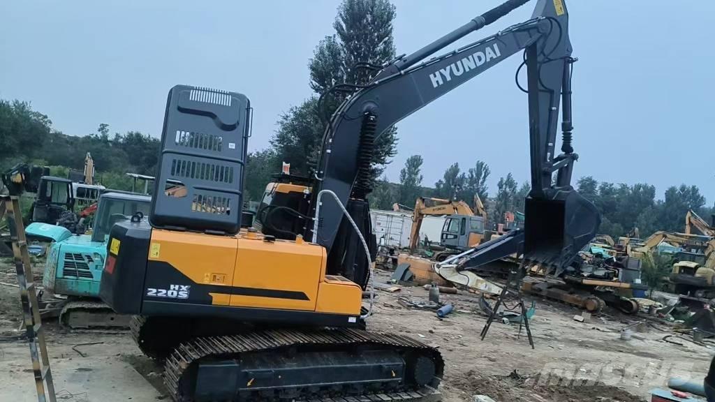 Hyundai HX220S Escavadeiras de esteiras