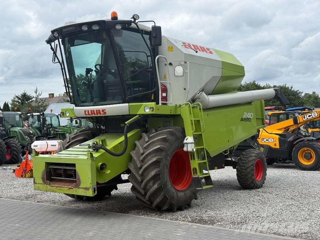 Claas Avero 240 Ceifeiras debulhadoras