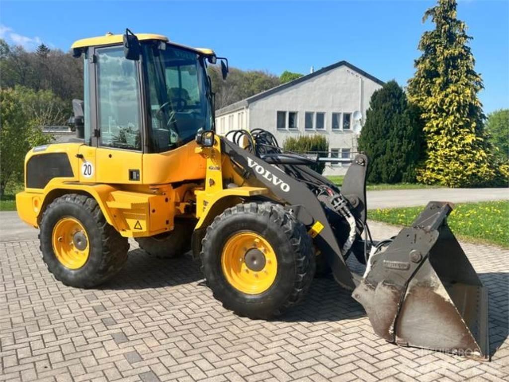Volvo L30G Carregadeiras de rodas
