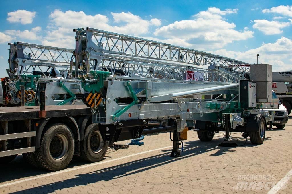 Cattaneo CM 221 Gruas de construção