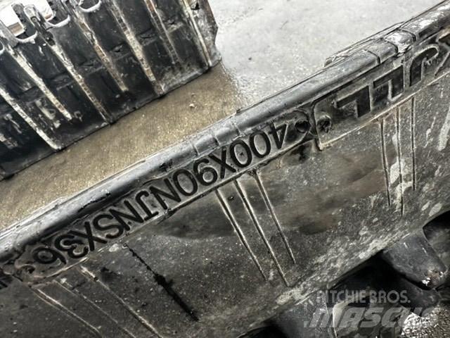 Kubota Kubota 400X90 Chains / Rastos
