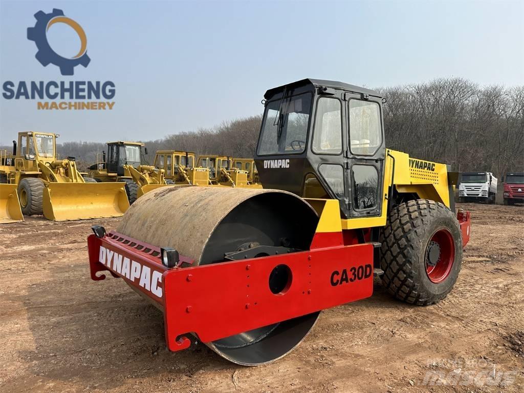 Dynapac CA 30 D Cilindros Compactadores monocilíndricos