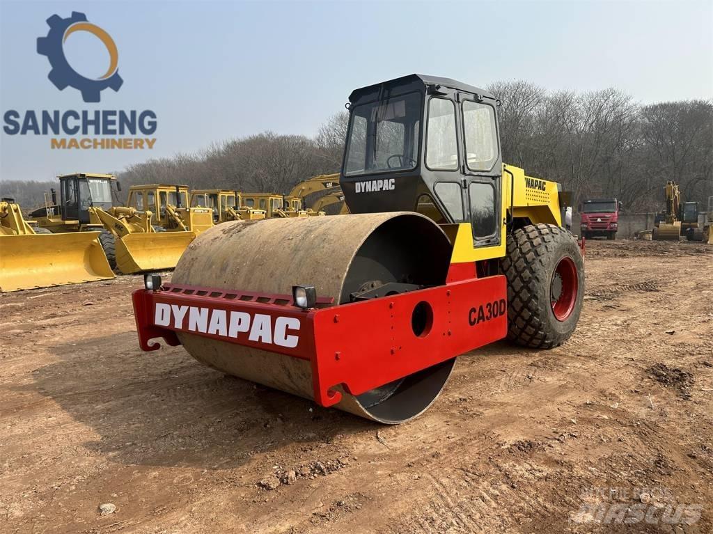 Dynapac CA 30 D Cilindros Compactadores monocilíndricos