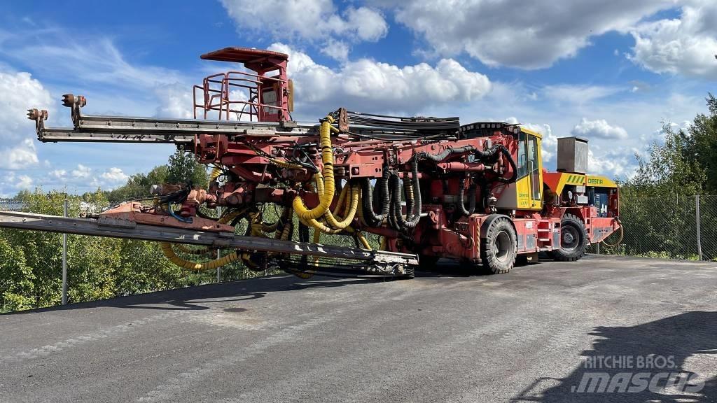 Sandvik DT1130i Outro equipamentos subterrâneos