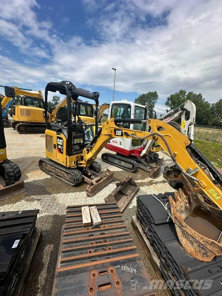 CAT 301.7 Miniescavadeiras
