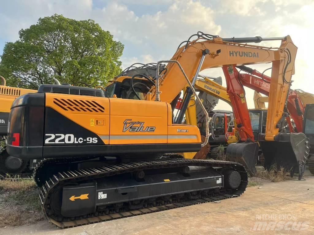 Hyundai R220LC-9S Escavadeiras de esteiras