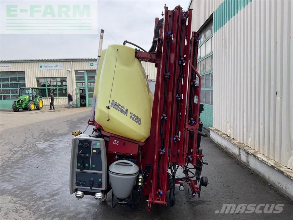 Hardi MEGA 1200 Pulverizadores rebocados