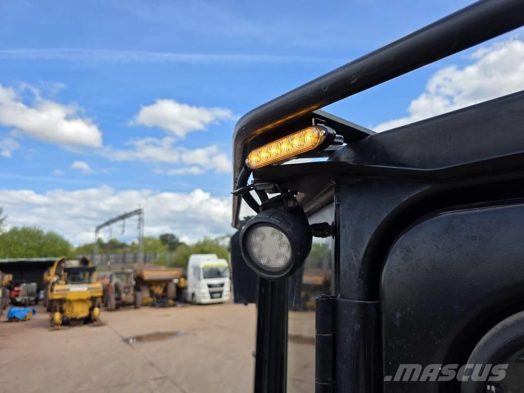 CAT D 5 LGP Dozers - Tratores rastos