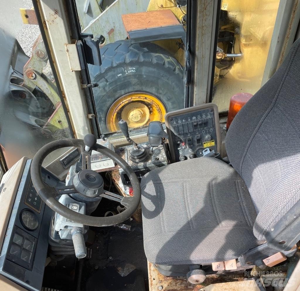 CAT 928F Carregadeiras de rodas