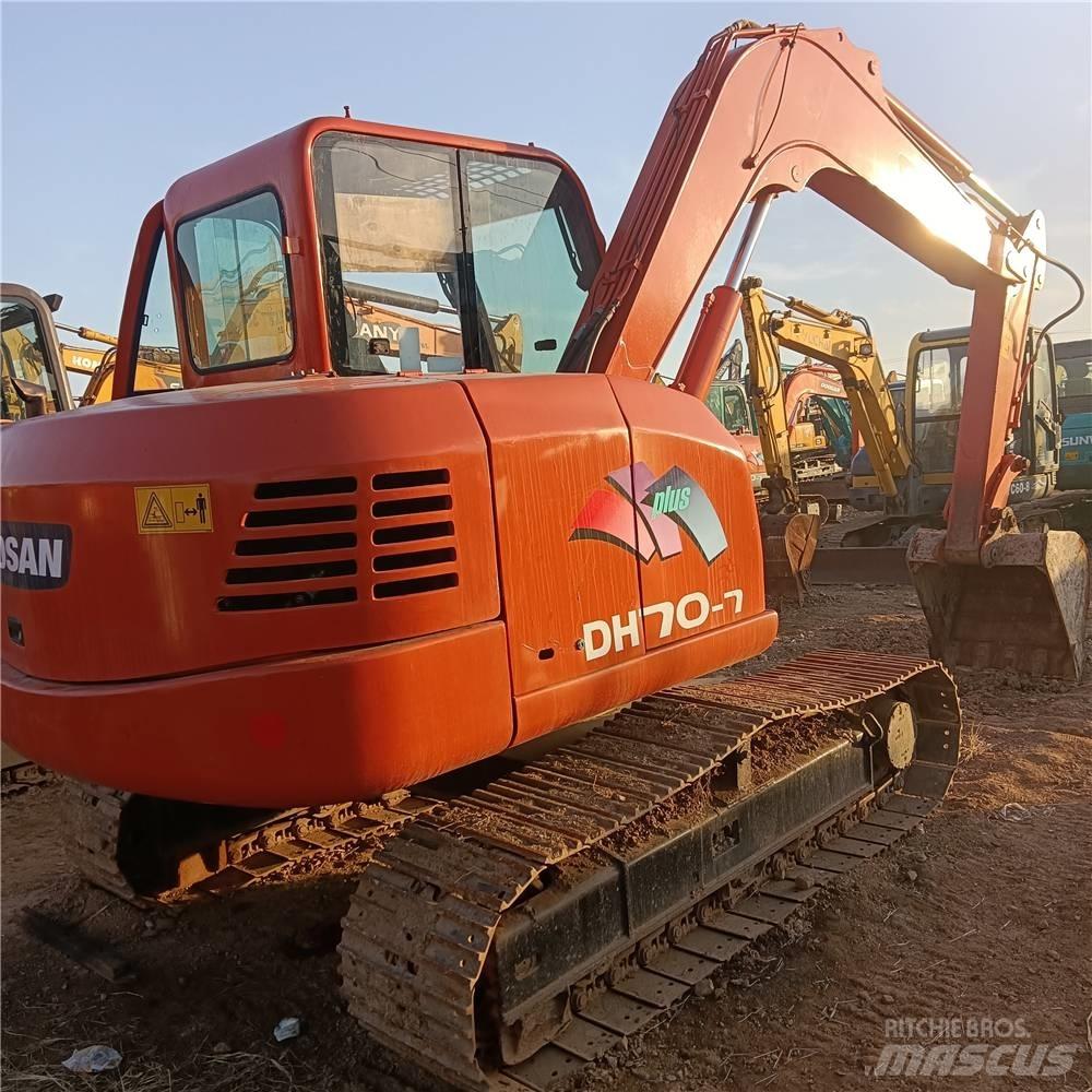 Doosan DH70 Escavadeiras de esteiras
