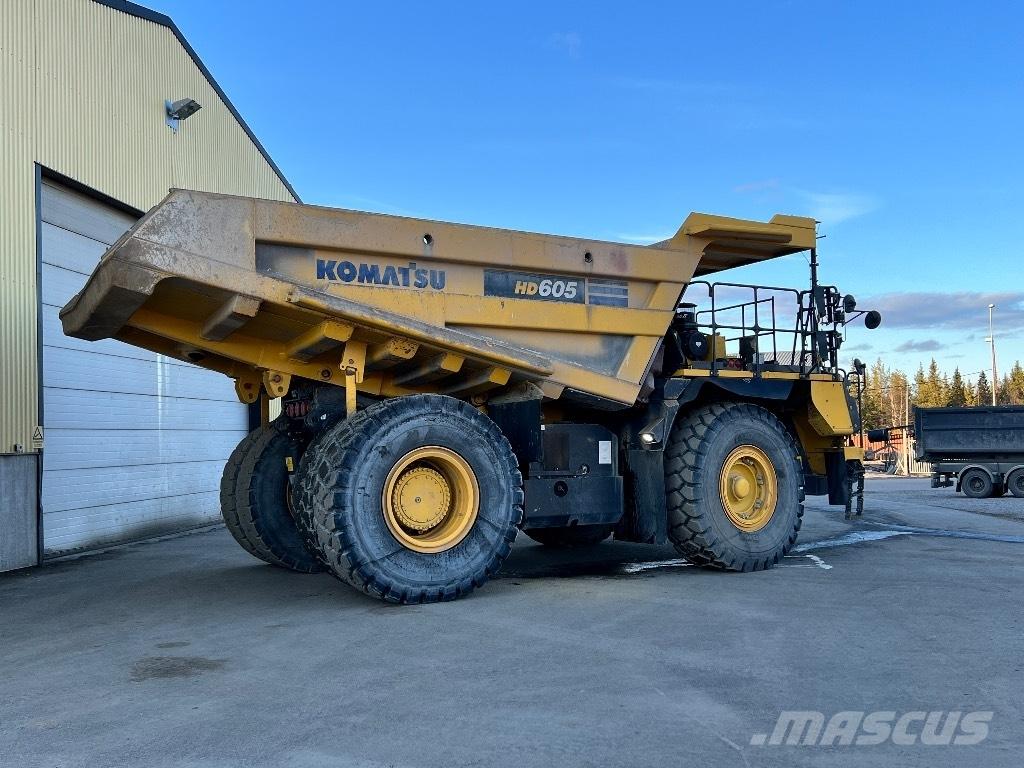Komatsu 605-8 Camiőes basculantes rígidos