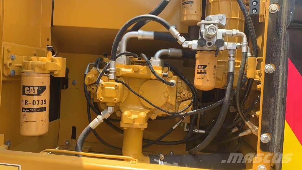 CAT 323 D L Escavadeiras de esteiras