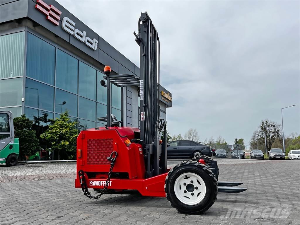 Moffett M3 20.4 Empilhadores de montagem em camião