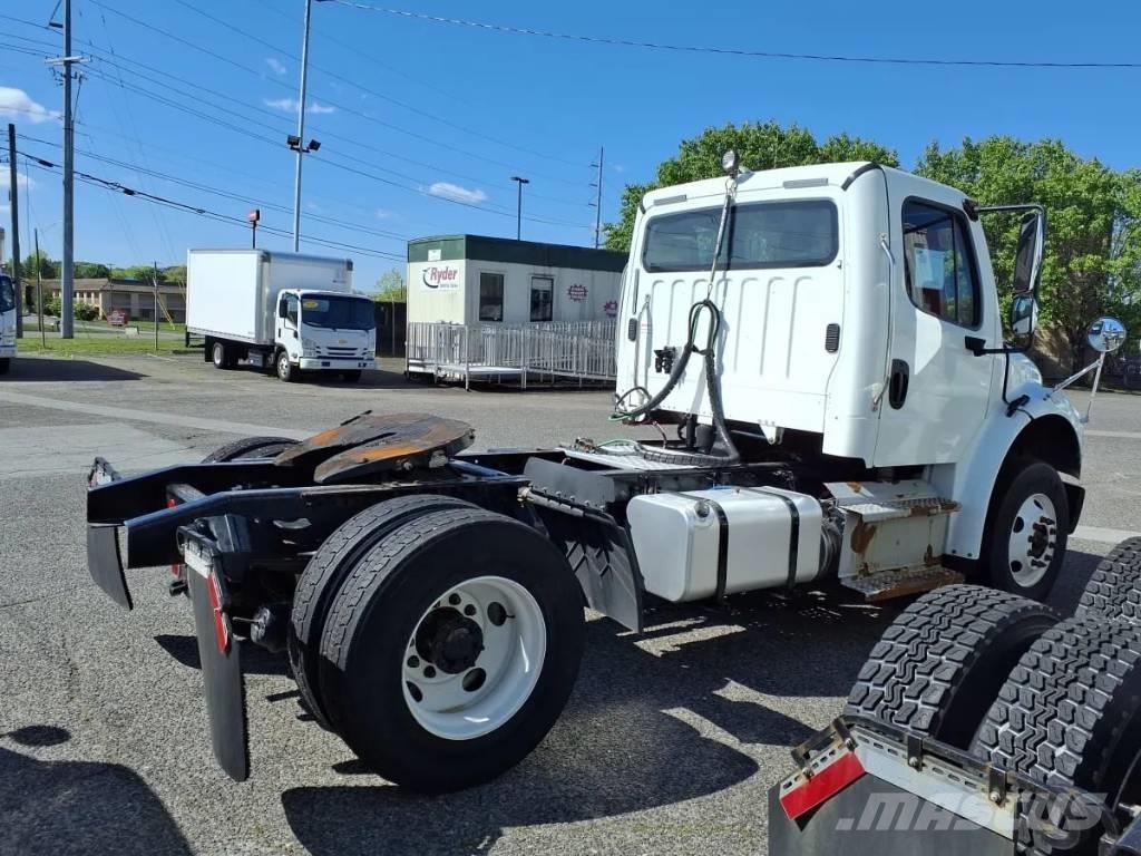Freightliner M2 106 Cavalos Mecânicos