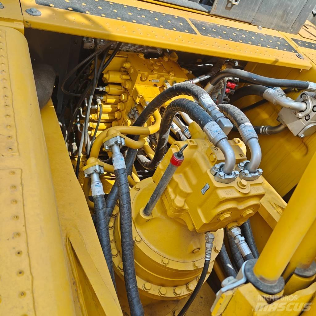 Komatsu 450LC-8 Escavadeiras de esteiras