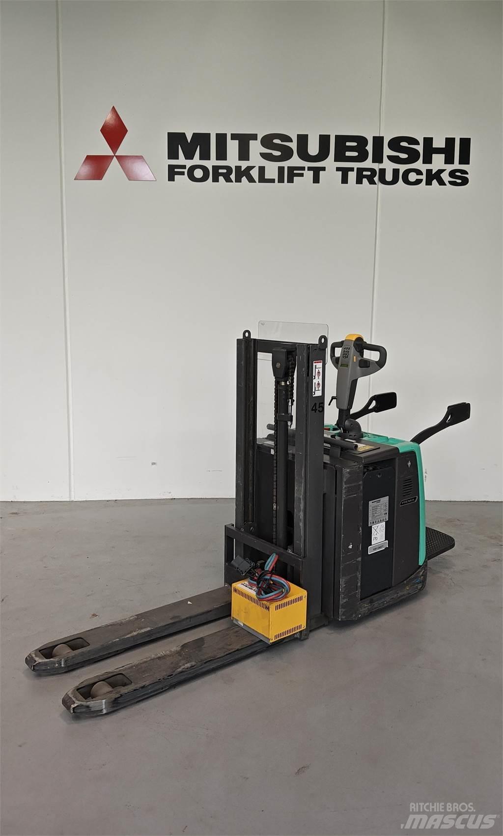 Mitsubishi PBV20PD Porta-paletes com plataforma