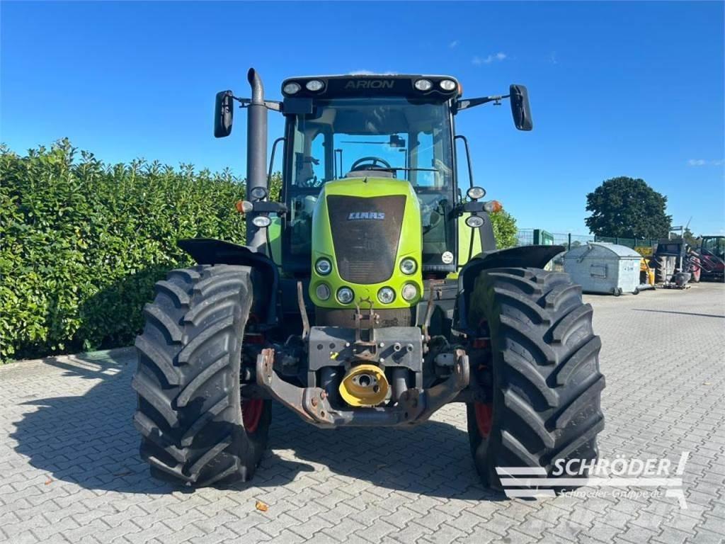 CLAAS ARION 640 Tratores Agrícolas usados