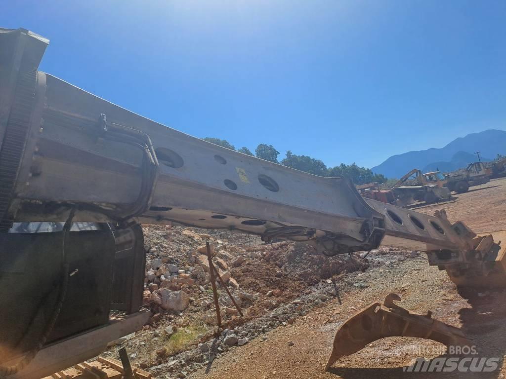Gradall XL 4200 III Carregadoras subterrâneas