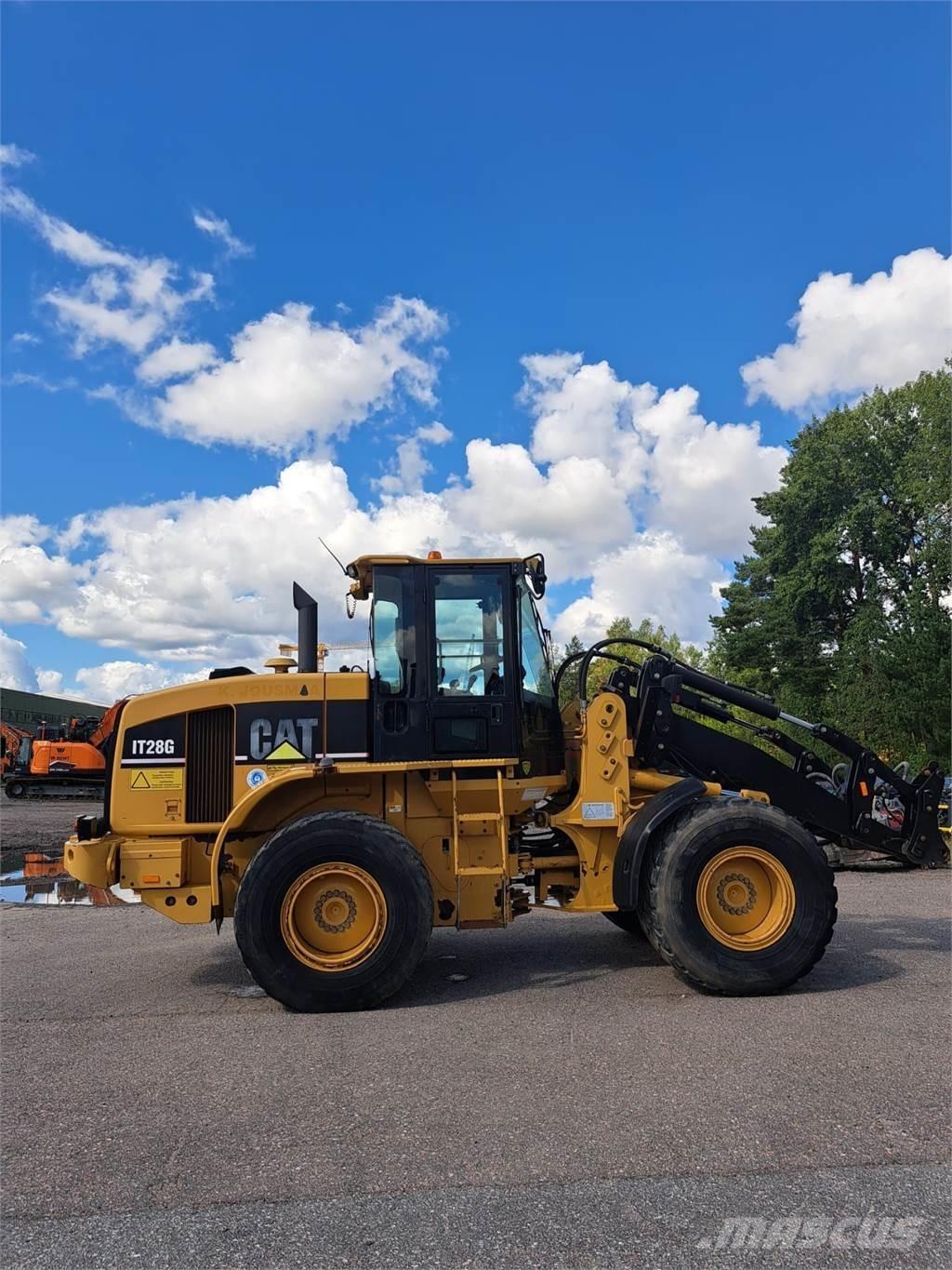 CAT it28 Carregadeiras de rodas