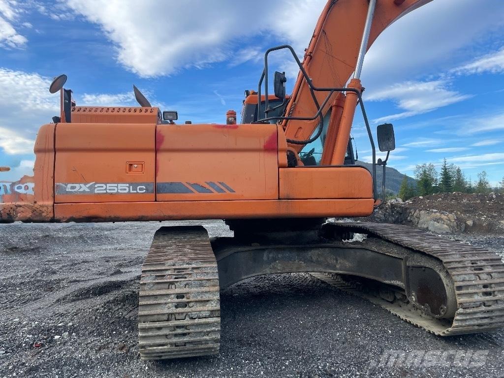 Doosan DX 255 LC-3 Escavadeiras de esteiras