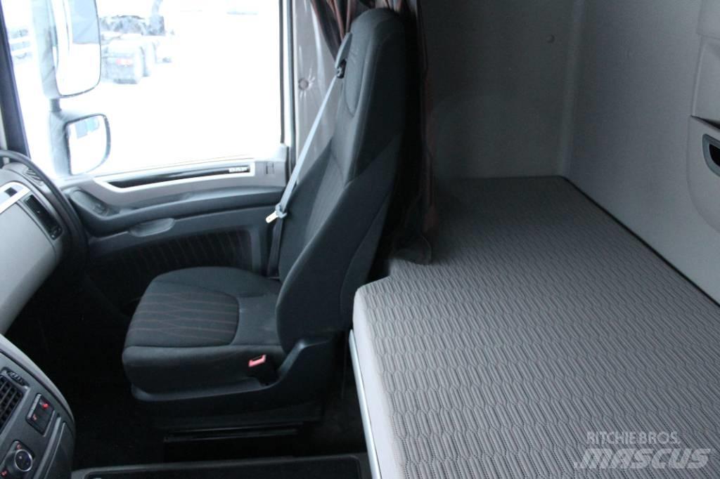 DAF XF530 6X4 FTT Cavalos Mecânicos