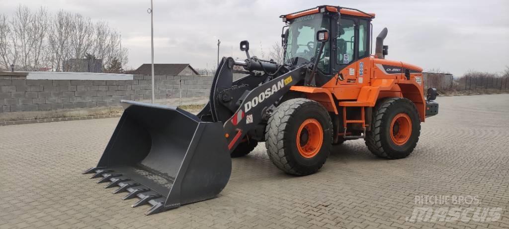 Doosan DL 280-5 Carregadeiras de rodas
