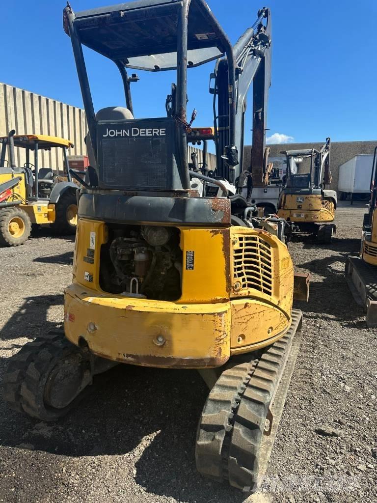 John Deere 27 D Miniescavadeiras