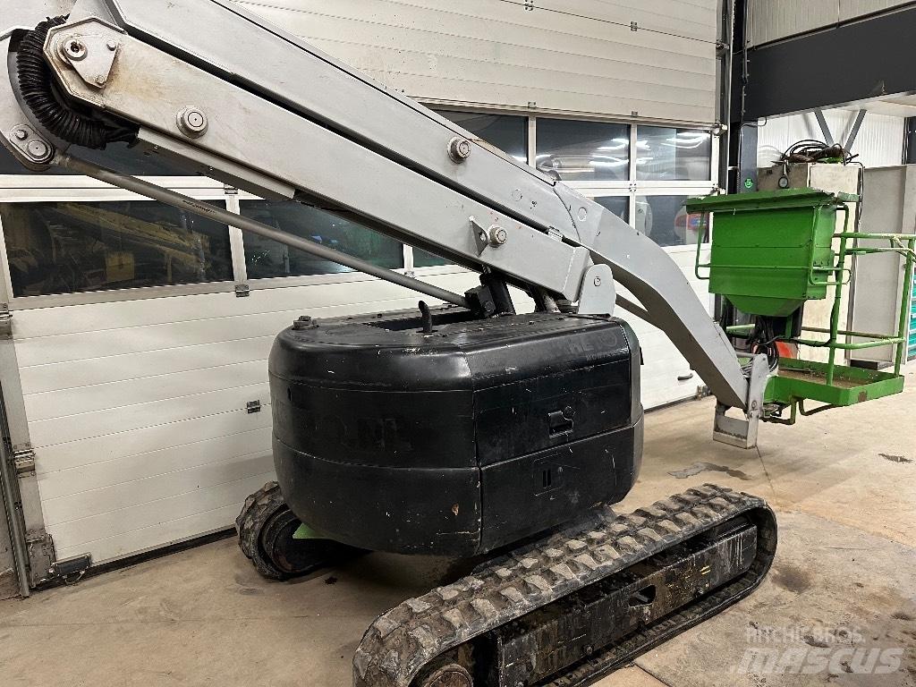 Hitachi HX 64 B Elevadores braços Telescópicos