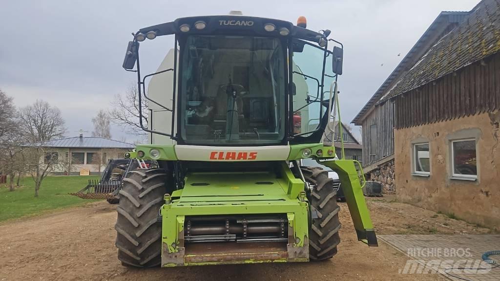CLAAS Tucano 440 Ceifeiras debulhadoras