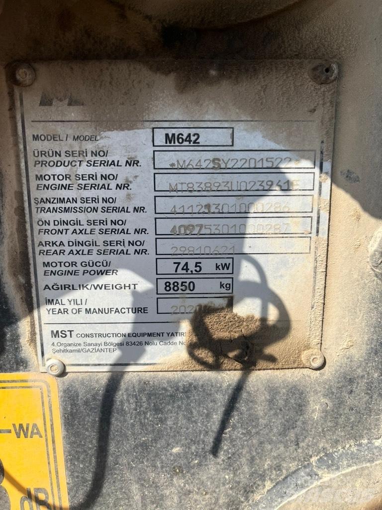 MST 642 Retroescavadeiras