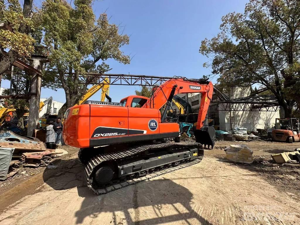 Doosan DX 225 LC-9 Escavadeiras de esteiras