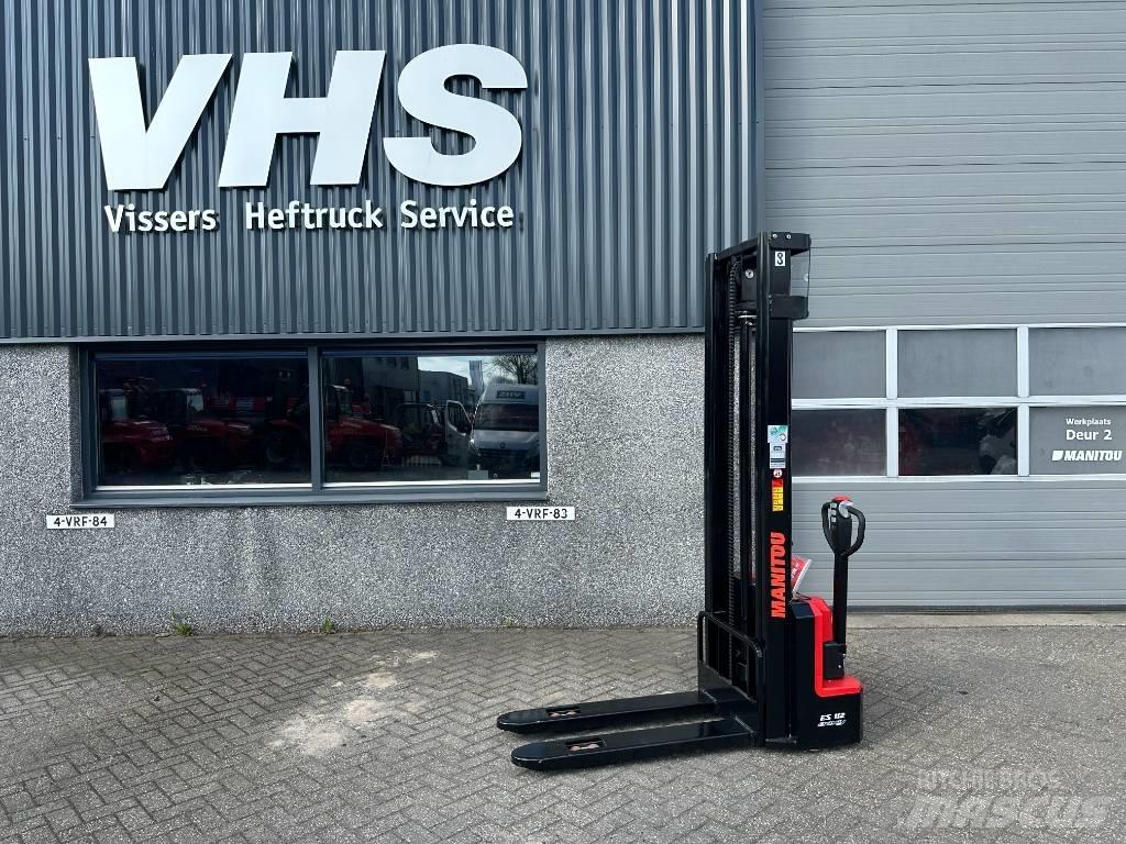 Manitou ES 112 Easy Empilhador para operador externo