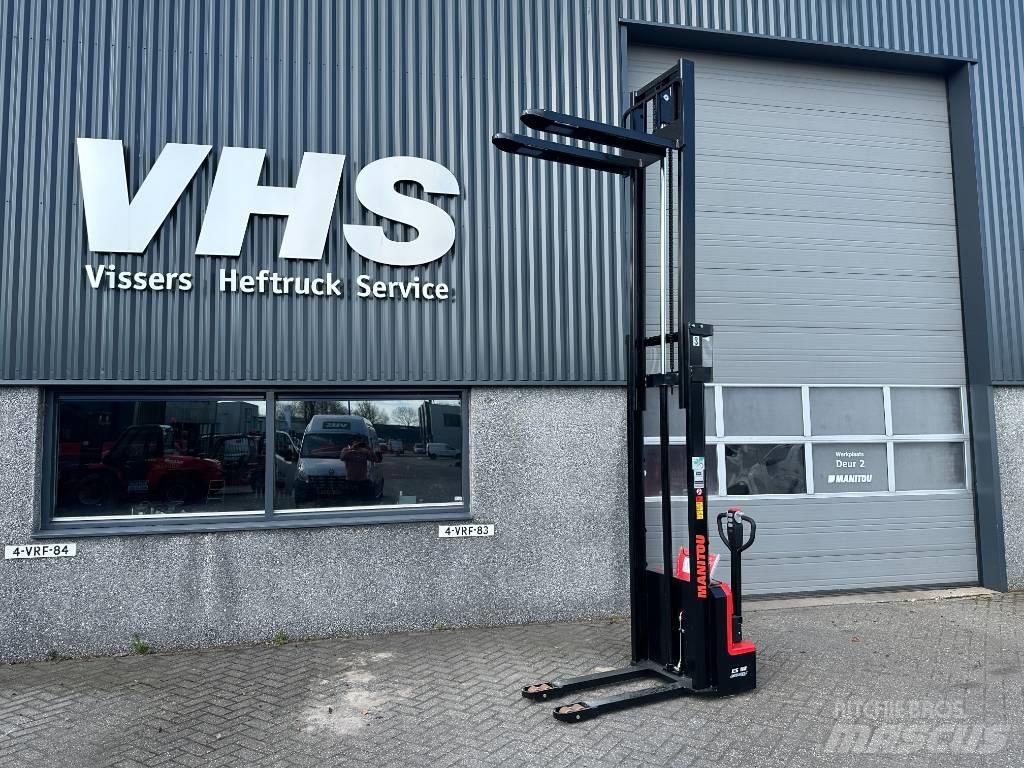 Manitou ES 112 Easy Empilhador para operador externo