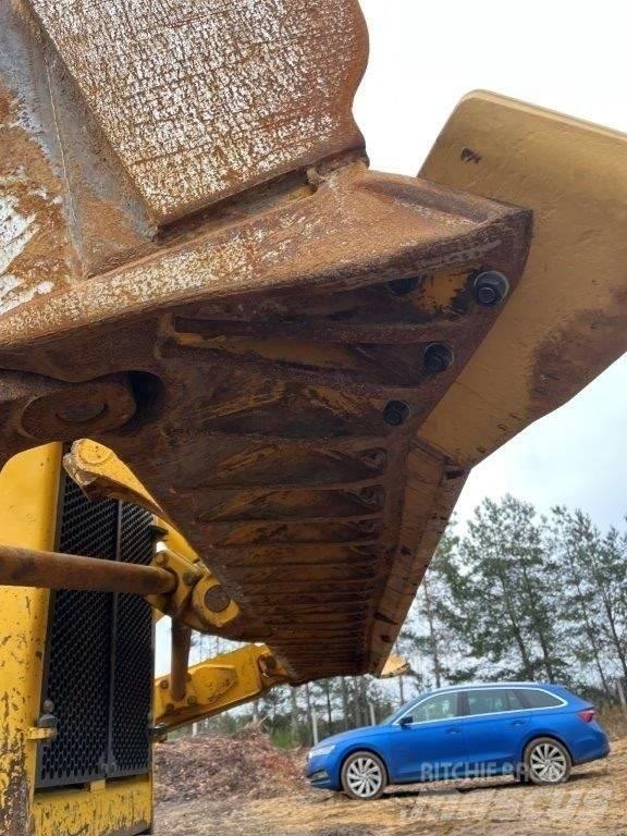 Komatsu D85EX-18 Dozers - Tratores rastos