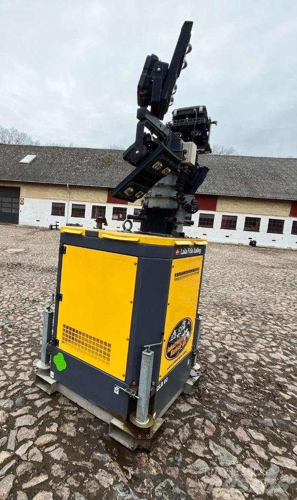 Atlas Copco QLB 60 Torres de luz