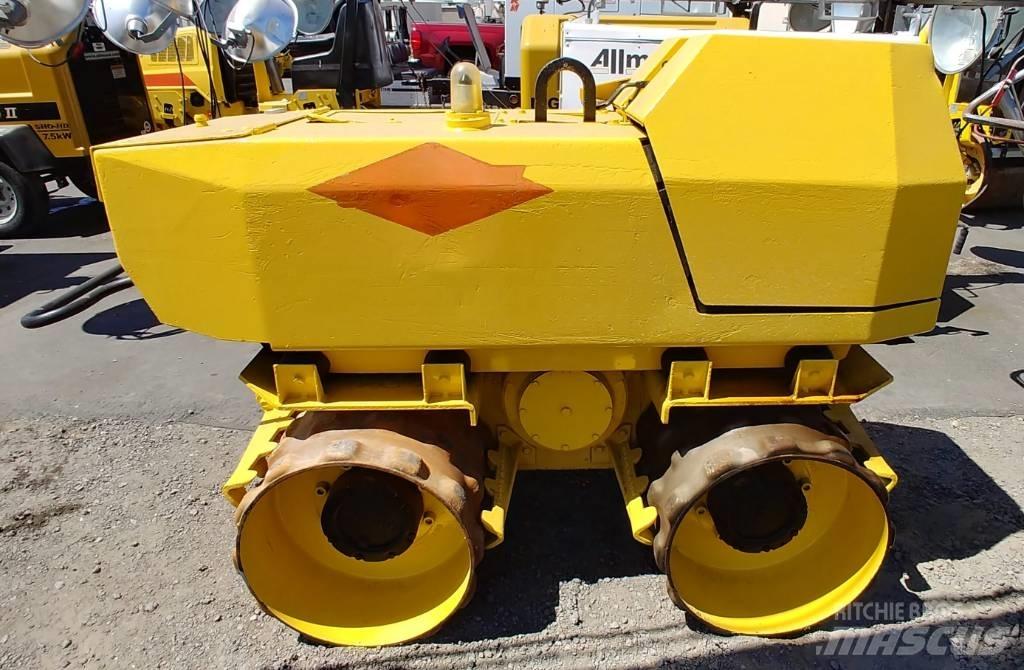 Rammax P33/24 Compactadores para terra
