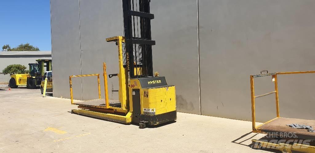 Hyster R30XMF2 Carregadores laterais
