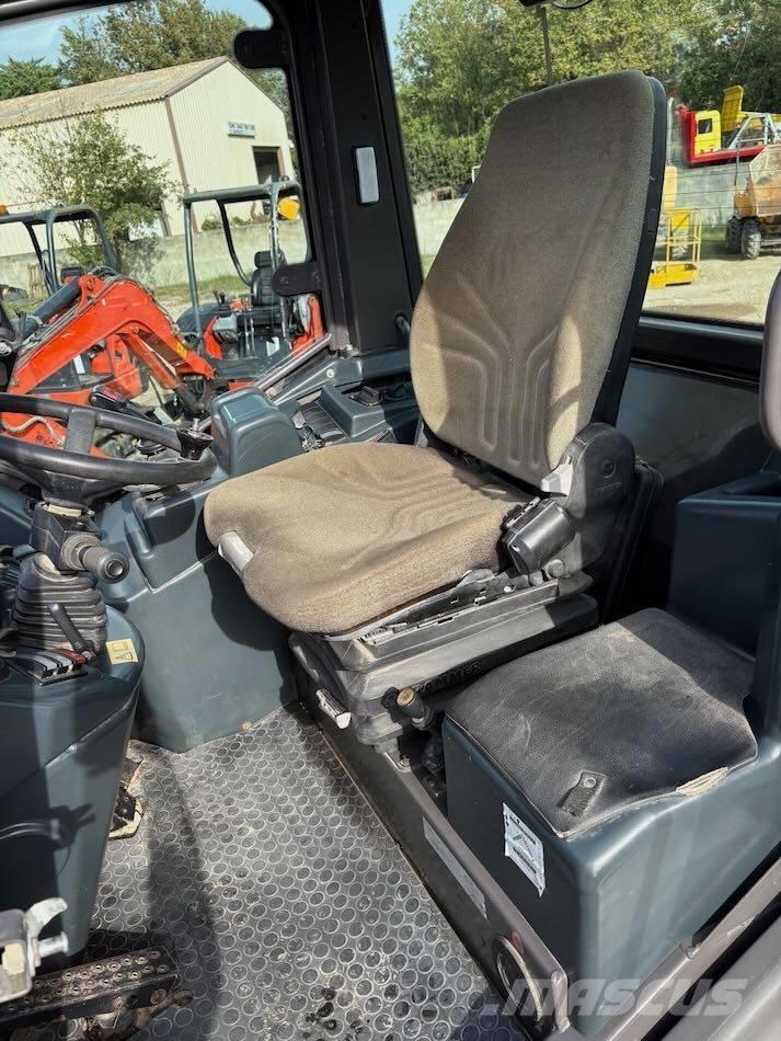 Mecalac AS 700 Carregadeiras de rodas