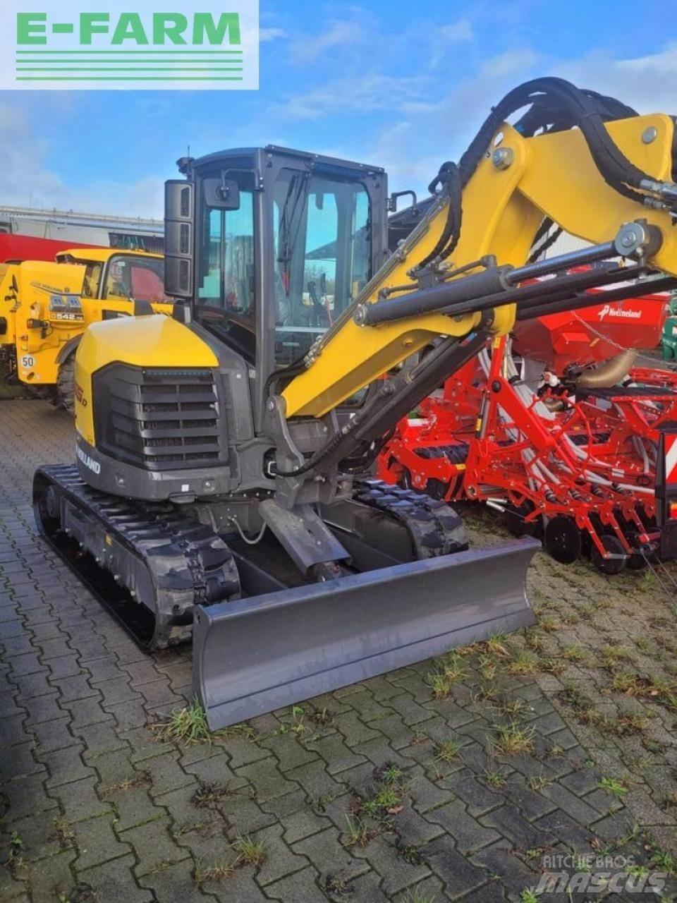 New Holland e55d Escavadoras de rodas