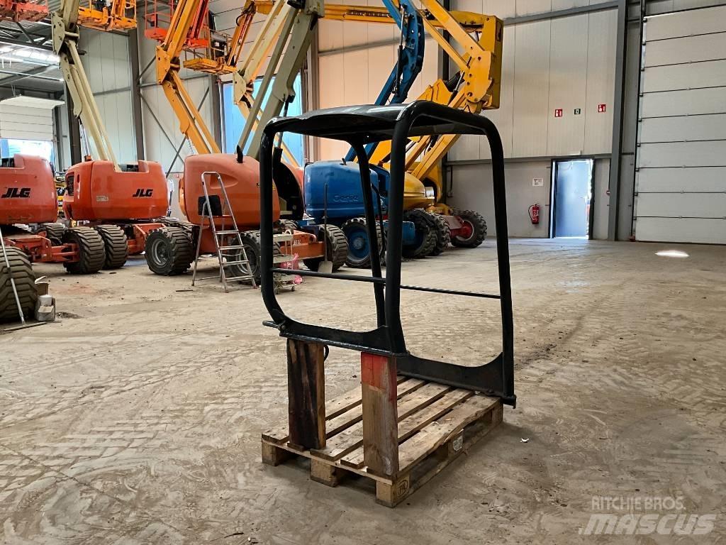 Kubota U 27-4 Cabina