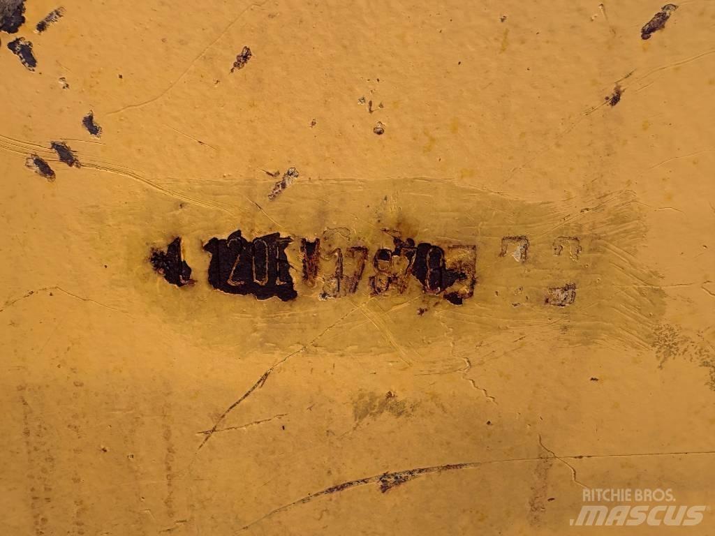 Volvo L 120 E Carregadeiras de rodas