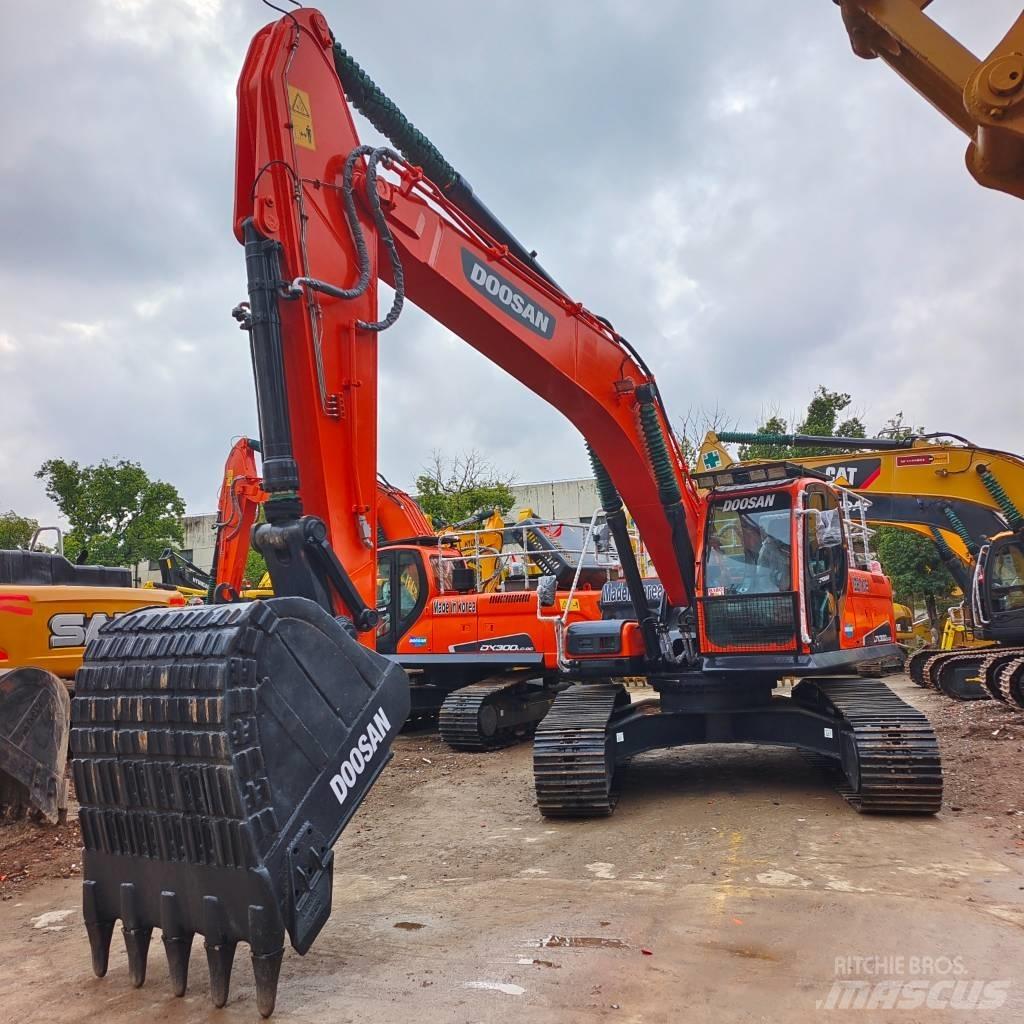 Doosan DX 300 LC Escavadeiras de esteiras