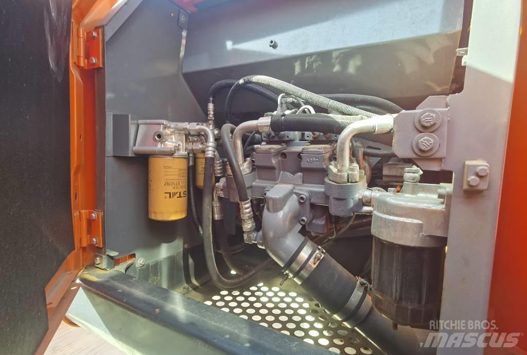 Hitachi ZX 210 Escavadeiras de esteiras