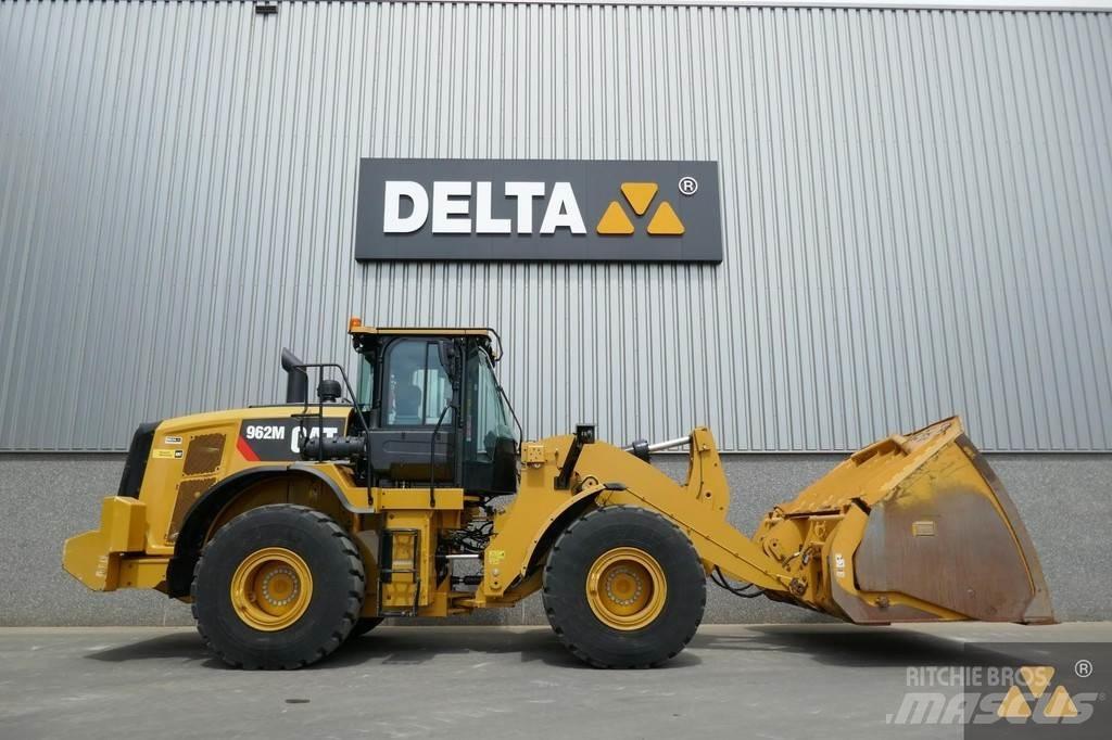 CAT 962M Carregadeiras de rodas
